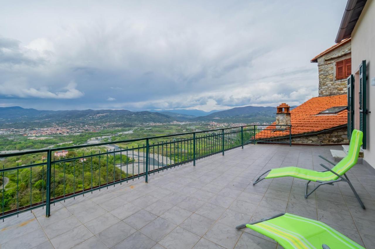 Comfy & Roomy Apt - View On The Ligurian Hills! Vezzano Ligure Eksteriør billede
