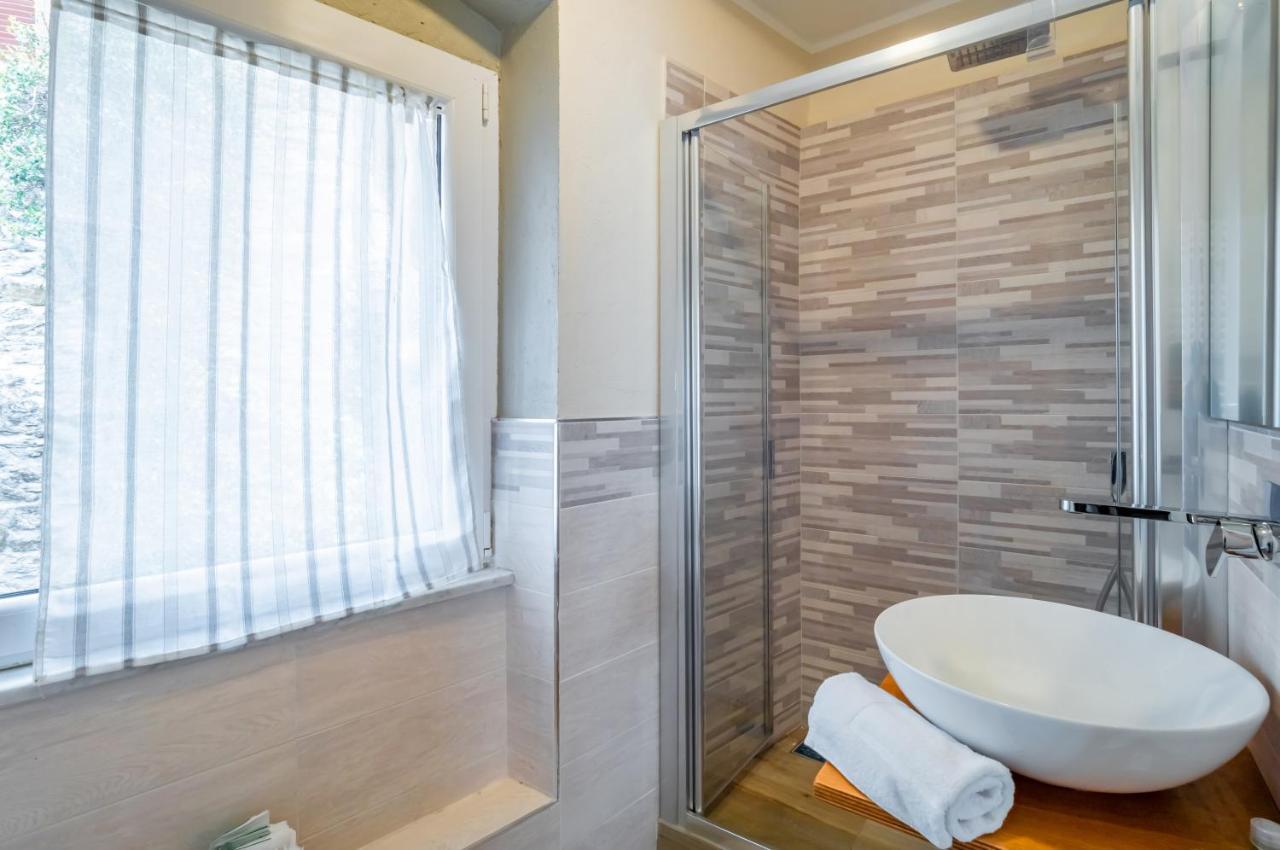 Comfy & Roomy Apt - View On The Ligurian Hills! Vezzano Ligure Eksteriør billede